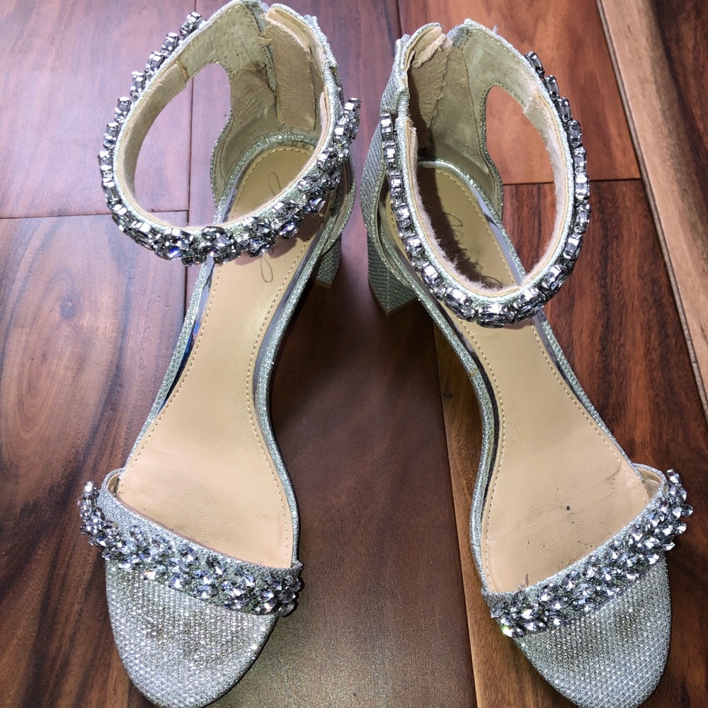 Jewel by Badgley Mischka Heels